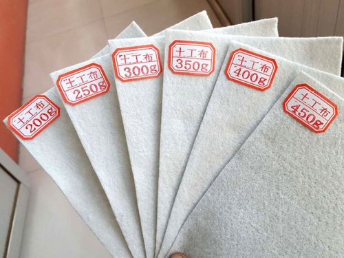 短纤针刺非织造土工布（短丝土工布）介绍、性能及用途