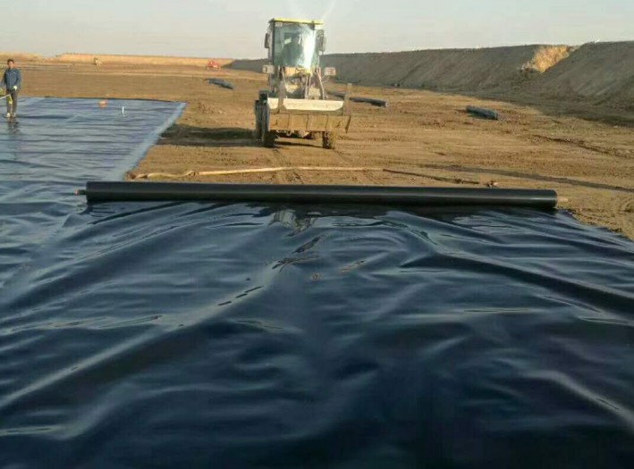 新建垃圾填埋场的地下排水系统